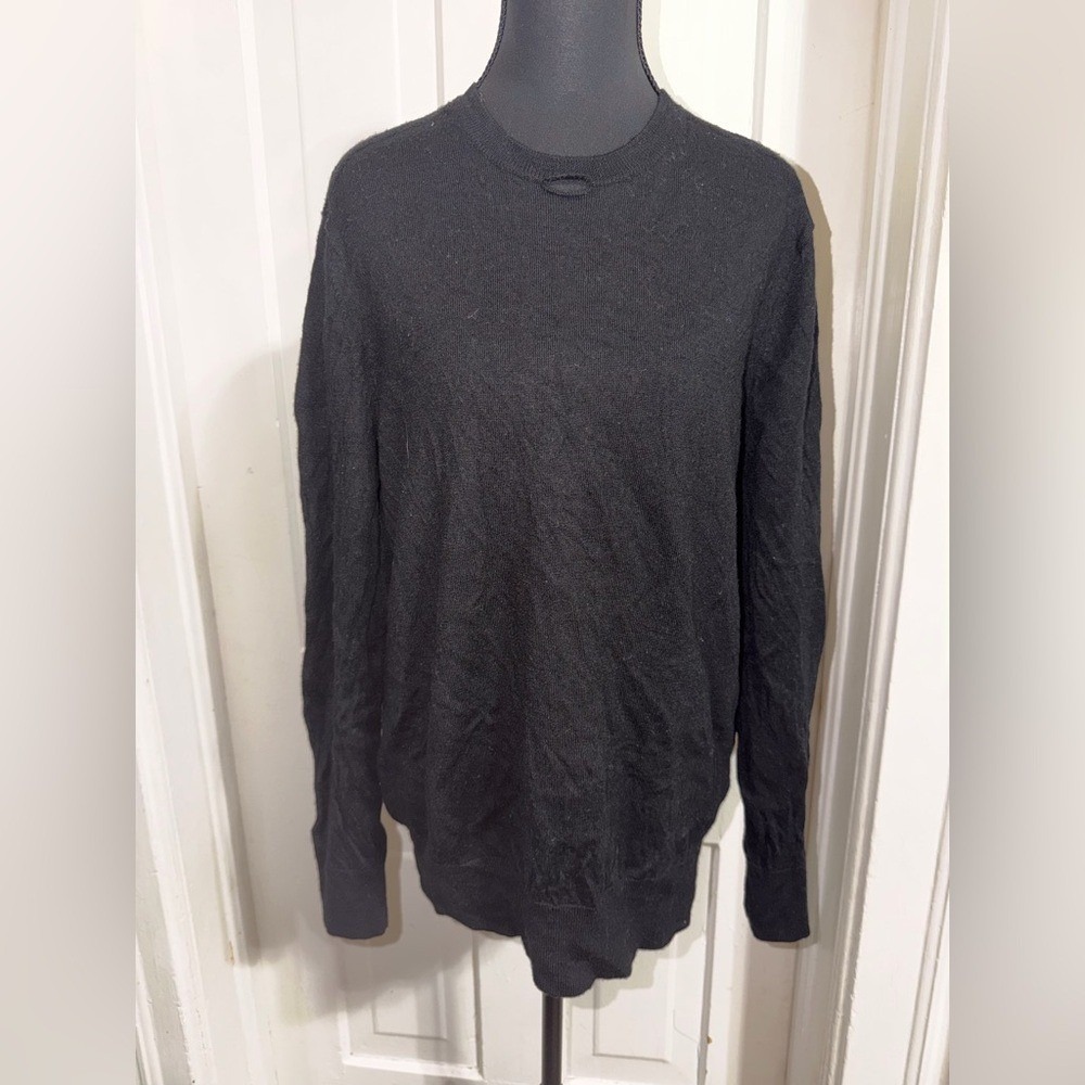 Banana‎ Republic Men's Charcoal Crewneck Sweater, men's large, 100% wool flawed